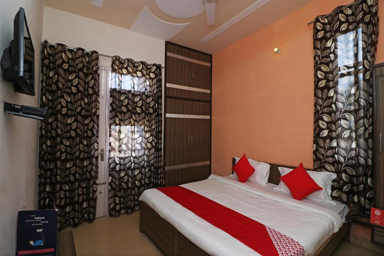 Oyo Flagship Mann Bed And Breakfast Rājpura Εξωτερικό φωτογραφία