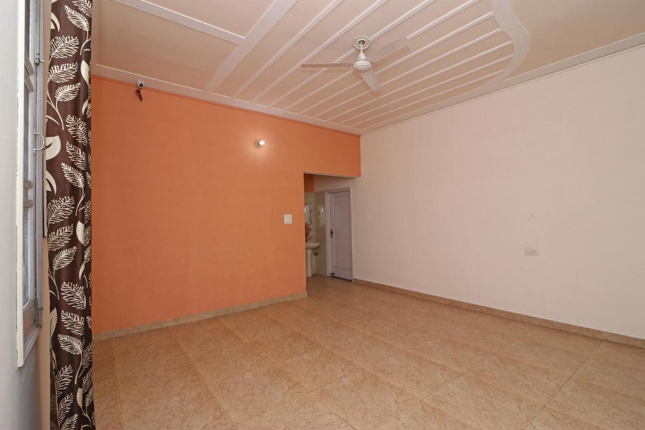 Oyo Flagship Mann Bed And Breakfast Rājpura Εξωτερικό φωτογραφία
