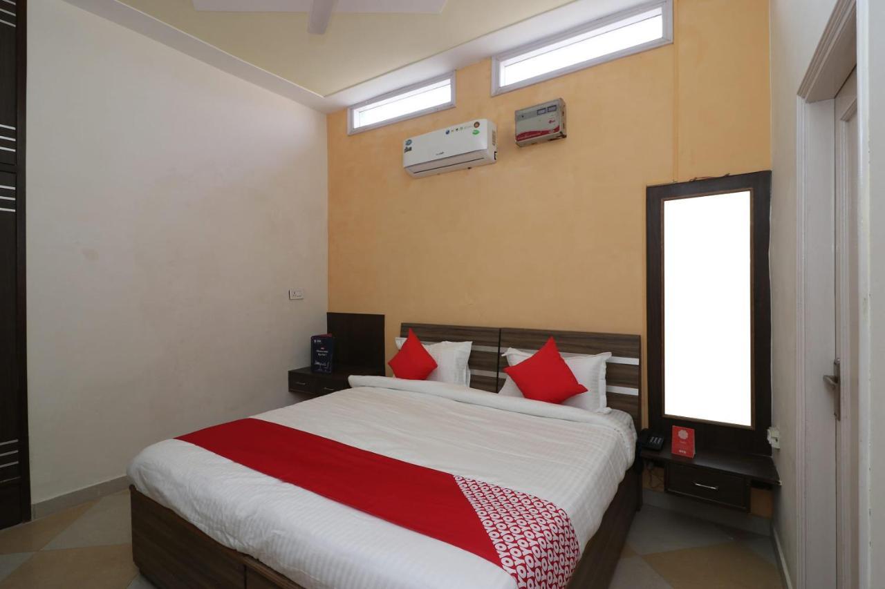 Oyo Flagship Mann Bed And Breakfast Rājpura Εξωτερικό φωτογραφία